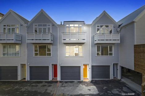 Photo of property in Pirie Street Townhouses, 19/35 Pirie Street, Mount Victoria, Wellington, 6011