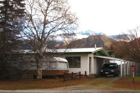 Photo of property in 22 Inverness Crescent, Arrowtown, 9302