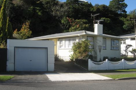 Photo of property in 67 Thomas Street, Stokes Valley, Lower Hutt, 5019
