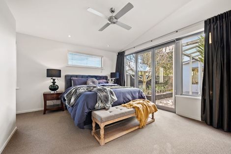 Photo of property in 361 Te Moana Road, Waikanae, 5036