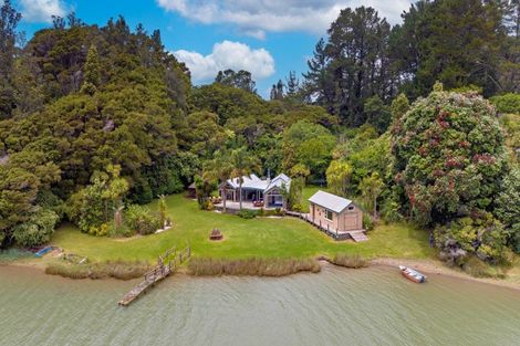 Photo of property in 1 Ohakana Island, Ohakana Island, Whakatane, 3198