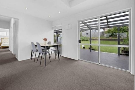 Photo of property in 44 Bond Crescent, Forrest Hill, Auckland, 0620