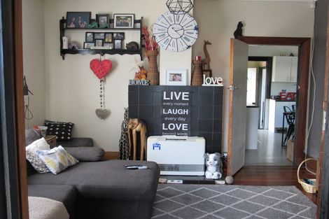 Photo of property in 42 Waihi Road, Hawera, 4610