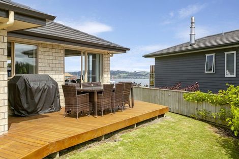 Photo of property in 45 Botanical Heights Drive, Waipahihi, Taupo, 3330