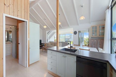 Photo of property in 107 Pohutukawa Crescent, Whangamata, 3620