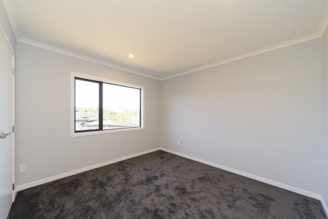 Photo of property in 3 Vaucluse Heights, Fitzherbert, Palmerston North, 4410