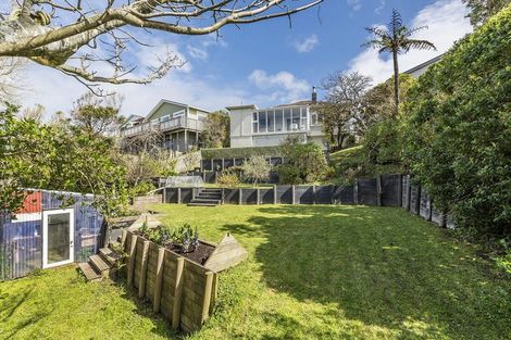 Photo of property in 121 The Ridgeway, Mornington, Wellington, 6021