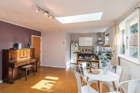 Photo of property in 139 Parkvale Road, Karori, Wellington, 6012