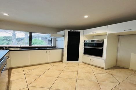 Photo of property in 2/4 Rakaia Rise, Clover Park, Auckland, 2019