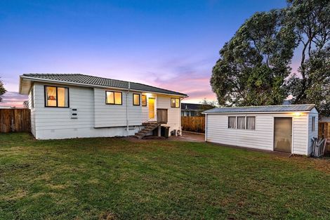 Photo of property in 6 Patrice Place, Massey, Auckland, 0614