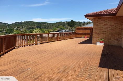 Photo of property in 8 Shah Place, Glen Eden, Auckland, 0602