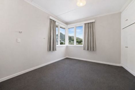 Photo of property in 102 Thompson Street, Queenstown, 9300