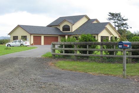 Photo of property in 15 Koraha Road, Kumeu, 0892