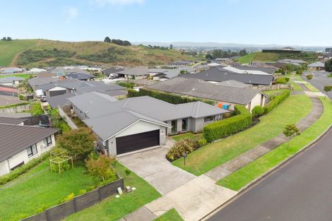 Photo of property in 205 Ballintoy Park Drive, Welcome Bay, Tauranga, 3175