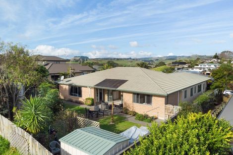 Photo of property in 19 Marire Drive, Ohauiti, Tauranga, 3112