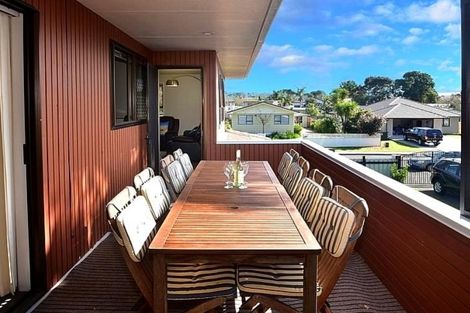 Photo of property in 54a The Circle, Manly, Whangaparaoa, 0930