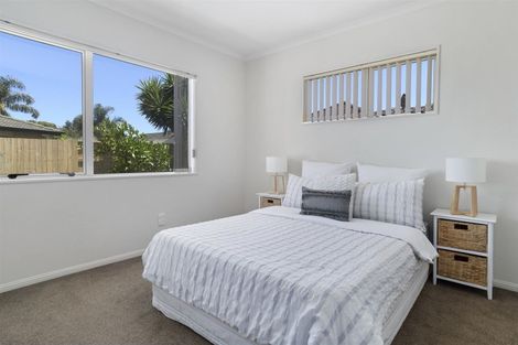 Photo of property in 305 Gravatt Road, Papamoa Beach, Papamoa, 3118