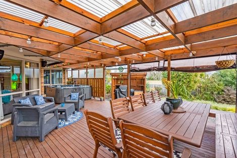 Photo of property in 73 Marsden Point Road, Ruakaka, 0116