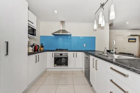 Photo of property in 12 Trauzer Place, Flagstaff, Hamilton, 3210