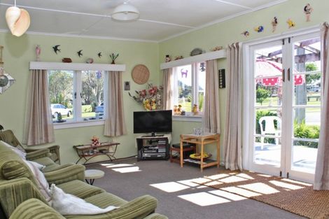 Photo of property in 59 Hornsea Road, Tairua, 3508