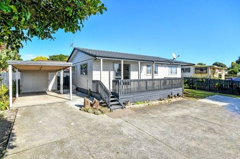 Photo of property in 1/11 Bundena Place, Clendon Park, Auckland, 2103