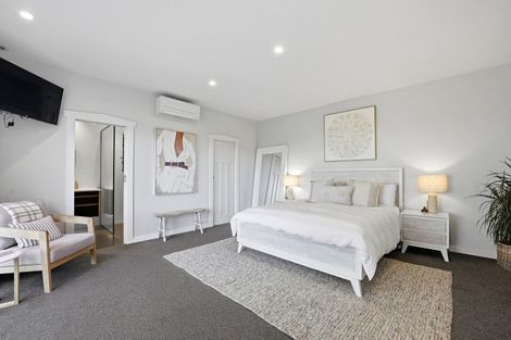 Photo of property in 1a Mozeley Avenue, Devonport, Auckland, 0624