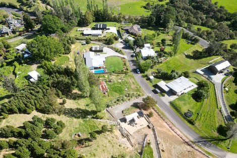 Photo of property in 16 Manuka Drive, Whangamata, 3691