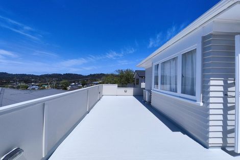 Photo of property in 51b Glengarry Road, Glen Eden, Auckland, 0602