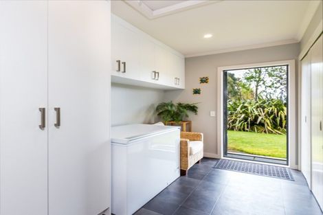 Photo of property in 21 Katelyn Place, Kinloch, Taupo, 3385