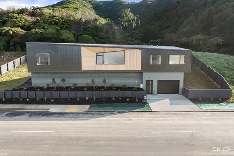 Photo of property in 18 Colorado Road, Totara Park, Upper Hutt, 5018