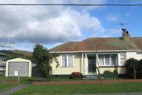 Photo of property in 15 Kingston Street, Boulcott, Lower Hutt, 5011