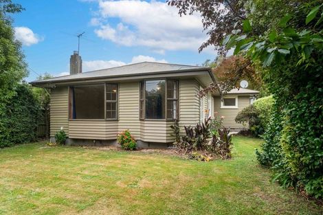 Photo of property in 84 Suva Street, Upper Riccarton, Christchurch, 8041