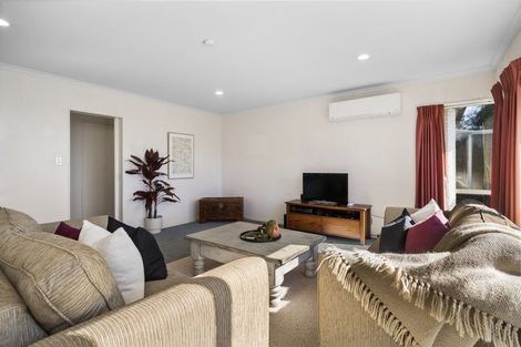 Photo of property in 36 Bell Common Close, Bethlehem, Tauranga, 3110