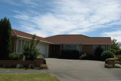 Photo of property in 3 Wiltshire Mews, Avonhead, Christchurch, 8042