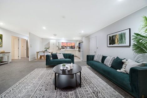 Photo of property in 8 Lockington Avenue, Henderson, Auckland, 0612