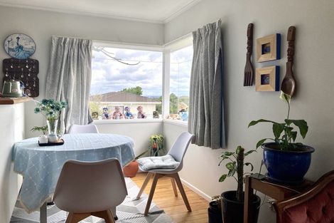 Photo of property in 1/65 Golf Road, New Lynn, Auckland, 0600