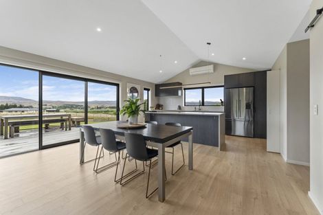 Photo of property in 69 Gartley Lane, Springvale, Alexandra, 9393