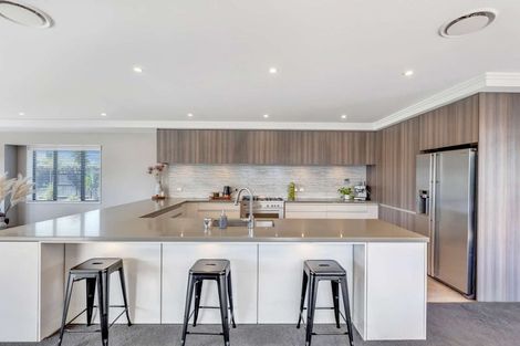 Photo of property in 27 Foresters Crescent, Parklands, Christchurch, 8083