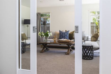 Photo of property in 72 Memorial Avenue, Ilam, Christchurch, 8053