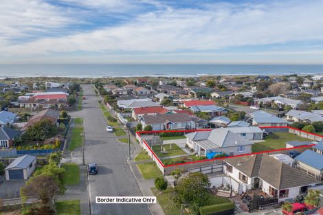 Photo of property in 8 Pandora Street, North New Brighton, Christchurch, 8083