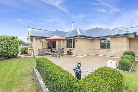 Photo of property in 72 Rotherham Drive, West Melton, 7618