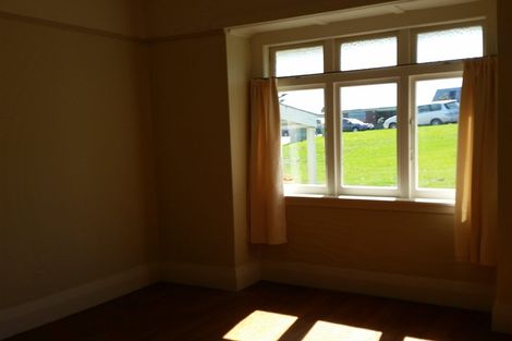 Photo of property in 52 Birkdale Road, Birkdale, Auckland, 0626