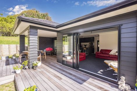 Photo of property in 3 Stoneleigh Grove, Paraparaumu, 5032