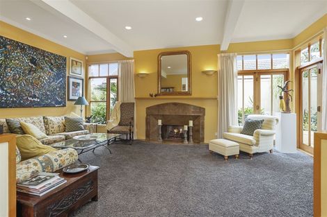 Photo of property in 2/15 Sylvan Park Avenue, Milford, Auckland, 0620