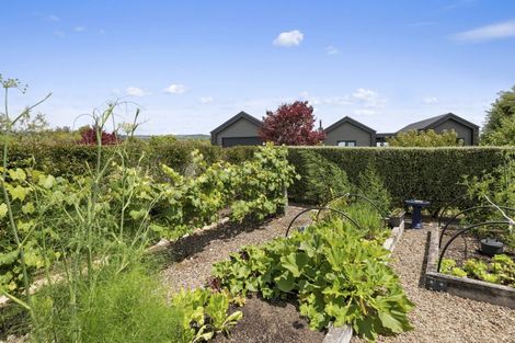 Photo of property in 32 Lacebark Drive, Kinloch, Taupo, 3377