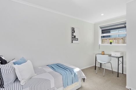 Photo of property in 1 Saddlers Way, Papamoa, 3118