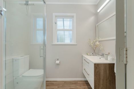 Photo of property in 24 Queen Street, Feilding, 4702