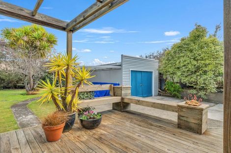 Photo of property in 2 Davidson Street, Glenholme, Rotorua, 3010