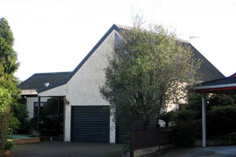 Photo of property in 14 Caulfield Place, Awapuni, Palmerston North, 4412