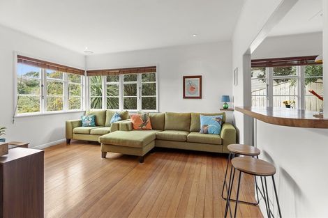 Photo of property in 24 Tannadyce Street, Strathmore Park, Wellington, 6022